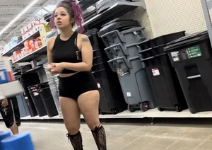 Goth Emo Redbone with a Phat Ass Dresses Like A Whore to Walmart