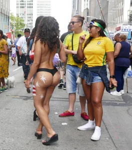 Painted NYC girls in thongs with amazing bodies