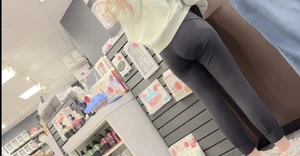 First post OC 19yr old nice shape black leggings