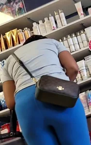 Milf in blue leggings