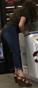 Post office leggings plus assorted thots