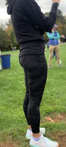 perfectly shaped milf booty in tight black camo lulus