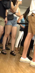Cute asian with great legs in shorts