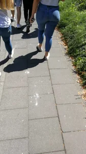 Thick ass in tight jeans