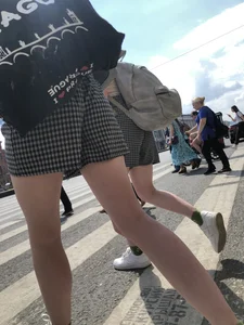 Two Teen Girls in Matching Shorts With Slim Legs on the Crosswalk Large Creepshots Gallery