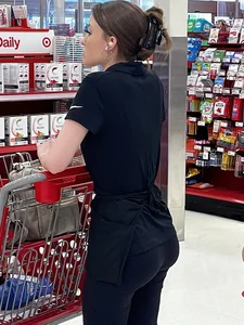 BEAUTIFUL college teen with INSANE bubble butt MUST SEE