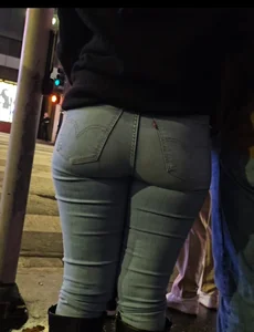 Tight jeans latina. Super close up