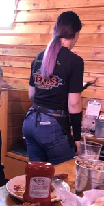 Cute Girl in Tight Jeans Candid Photo