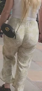 Pawg jiggly! loose booty