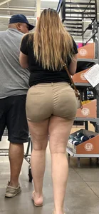 [OC] Hot Latina Big Booty MILF BBL