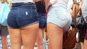 Delicious Teen Asses In Shorts