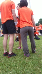 Running chick in grey sweats with a nice ass and wedgie