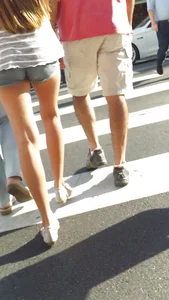 Sexy Creepshot of Girl in Mini-Shorts on Crosswalk, Hot Booty and Legs