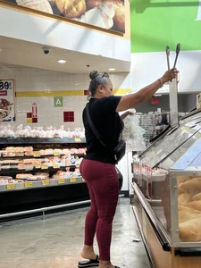 BANGER 10/10 GILF latina