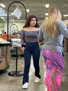 Short tight Latina cutie in flared legging