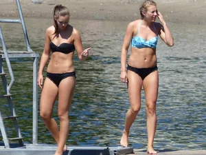 Bikini girls