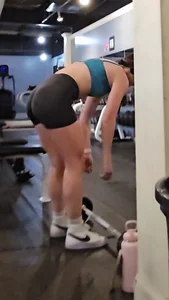 Juicy Babe at the Gym