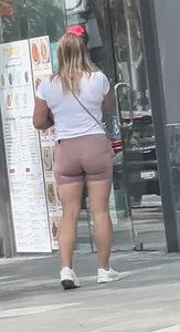 Quick Cap at a Red Light