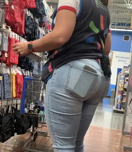 Hot Thick Rican Big Booty MILF