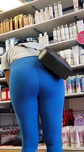 Milf in blue leggings