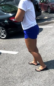 Beautiful legs on this light skinned girl
