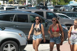 Deerfield Beach bikini girls