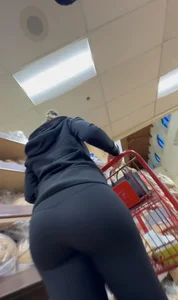 MILF Trader Joe’s got some good asss / not OC