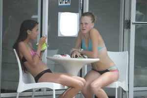 Sexy Florida beach bikini girls