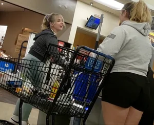 BUBBLE BOOTY twins