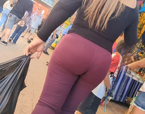 One of the best MILF culos I have Capped (OC)