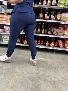 Juicy MILF Ass in Scrubs OC