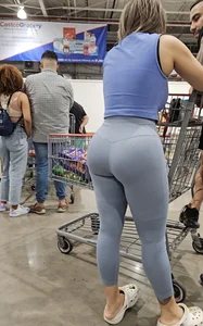 Latina big booty!