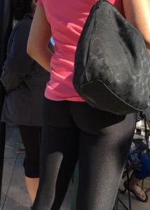 Candid girls in leggings and tights
