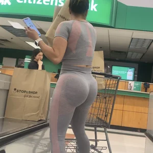 Juicy Booty Latina in Tight Grey Leggings (VTL, See Thru, Faceshot)