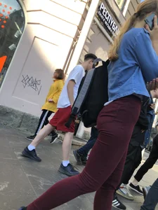 Perfect Ass And Fit Legs in Tight Red Jeans Street Crosswalk Creepshots Gallery