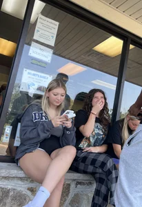 Waiting for bagels  (oc)