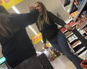 Teen girls cute ass and face