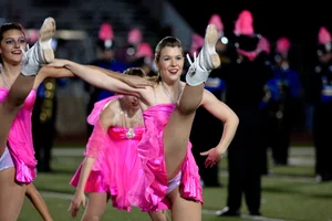 Candid cheerleaders