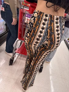 [OC] Tight College Chick with a Booty in Patterned Flare Leggings