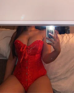 Mirror Selfies of Two Girls in Hot Body Lingerie