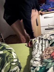 Home creepshots of a GF in panties