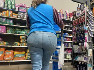 Public Beauties Series | Big BBW VPL on Latina Ass