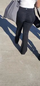 BBL action - Latina milf in parking lot, almost caught, very stupid [oc]