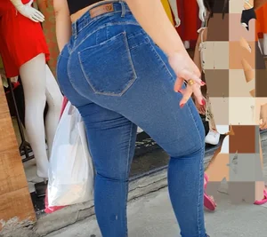She is hot, Brazil