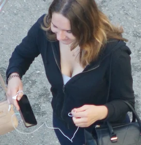 Street candid girl's boobs