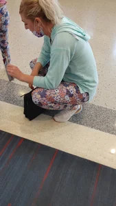 Flower print leggings blondie at the airport