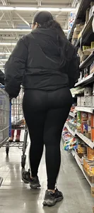 Nice ass w black on black see-thru VPL‼️