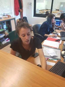 Office lady in tight pants with vpl