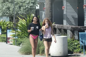Florida bikini girls