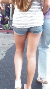 Sexy Creepshot of Girl in Mini-Shorts on Crosswalk, Hot Booty and Legs